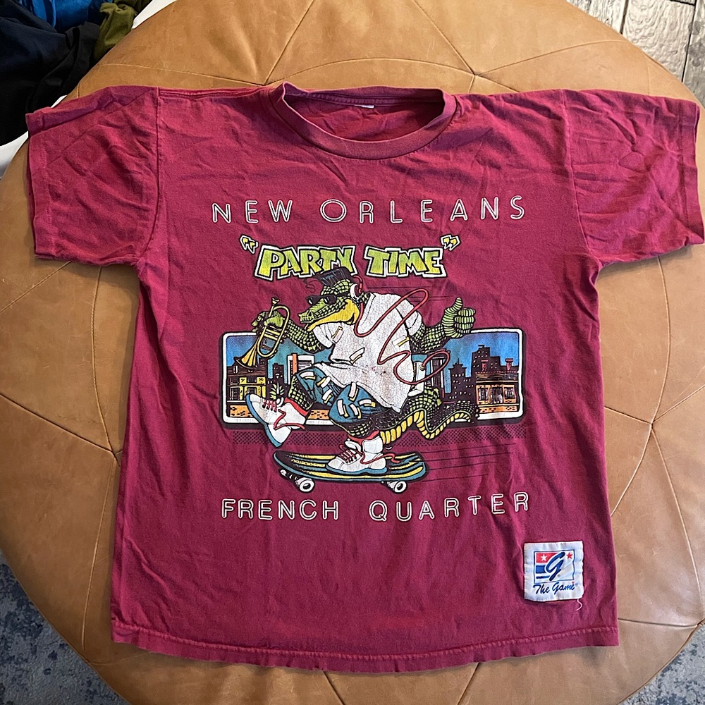 Vintage Burgundy New Orleans Graphic T-Shirt Unisex Medium